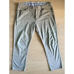 Men’s Peter Millar Classic Fit Flat-Front Chinos – 34x32